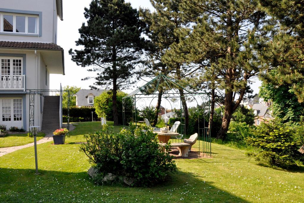 Hostellerie Et Spa De La Vieille Ferme Criel-sur-Mer Eksteriør billede